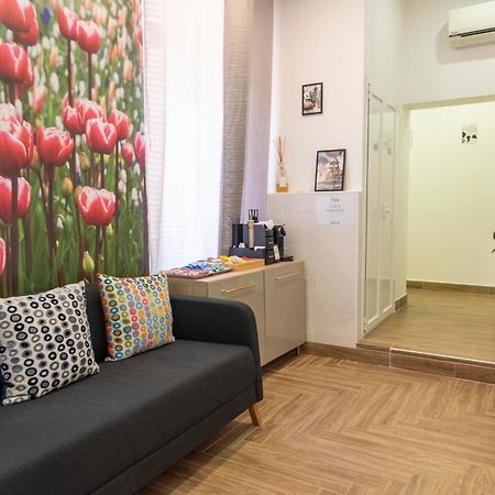 Susy'S Guest House - Room Spagna 罗马 外观 照片