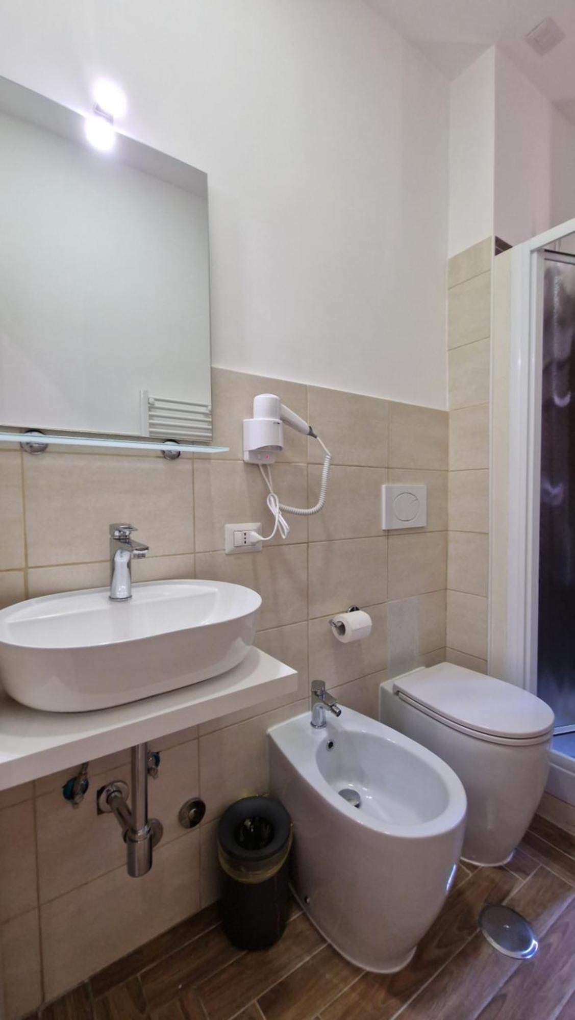 Susy'S Guest House - Room Spagna 罗马 外观 照片